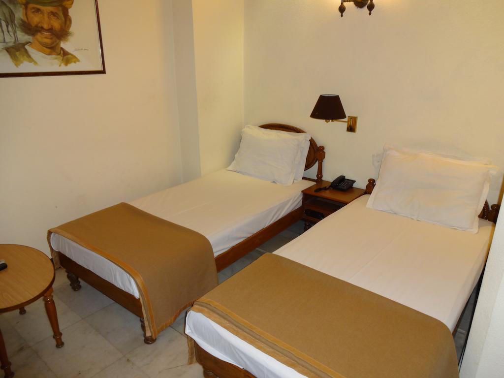 Hotel Alka Premiere Nuova Delhi Camera foto